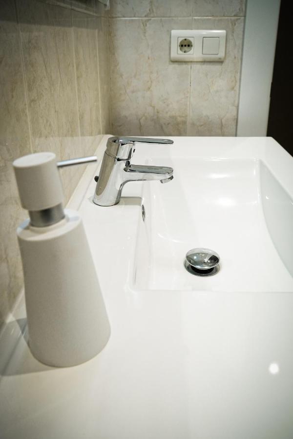 Apartamento Tarraco Apartment ตาร์ราโกนา ภายนอก รูปภาพ